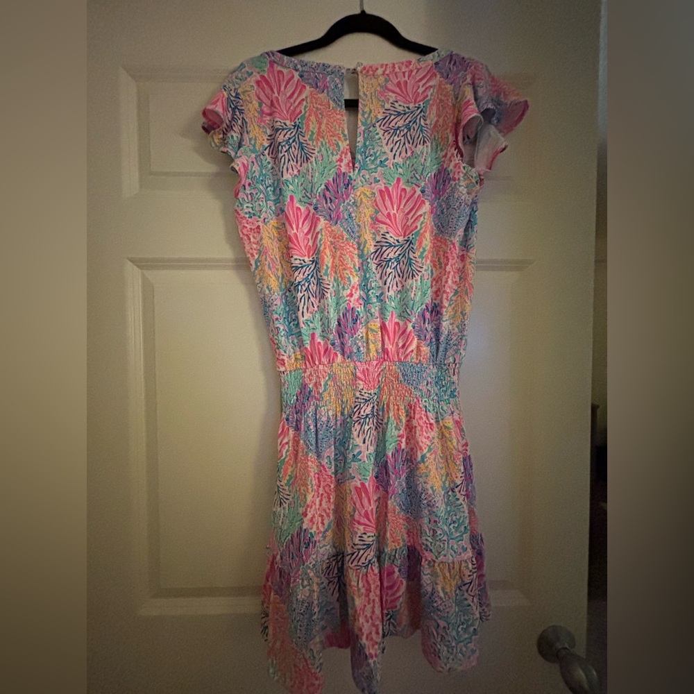 Lilly Pulitzer Smock Waist Flutter Sleeve Romper in Colorful Coral print - Picture 4 of 5